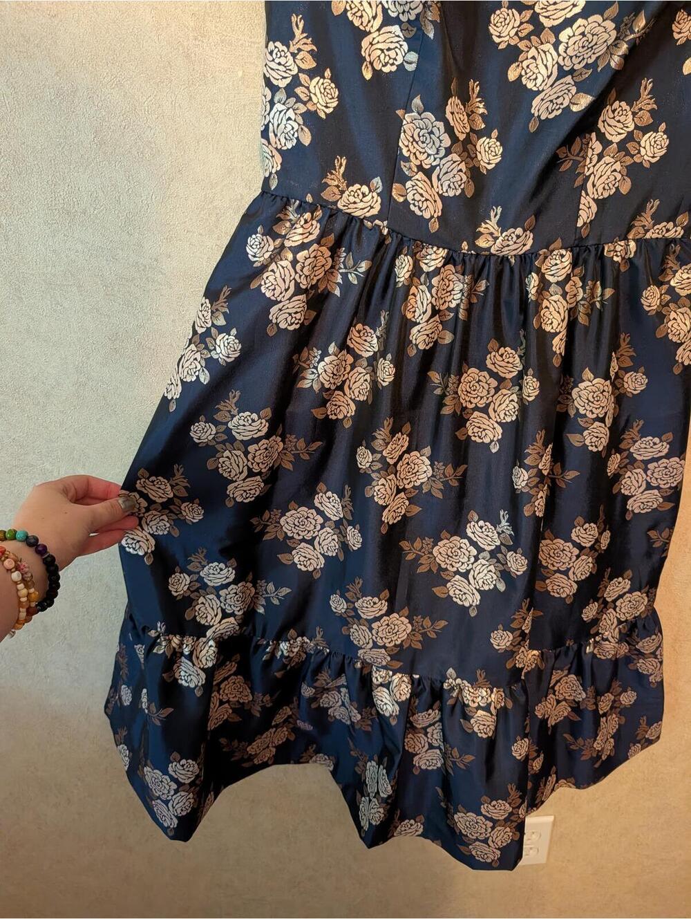 GAL MEETS GLAM Jenny navy gold rose floral midi dress sz 6 - Picture 3 of 6